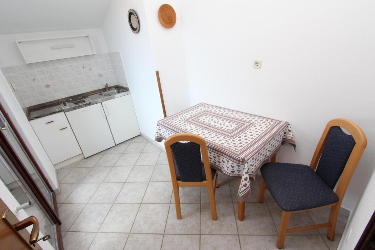 Rooms And Apartments Dino Rovinj Extérieur photo