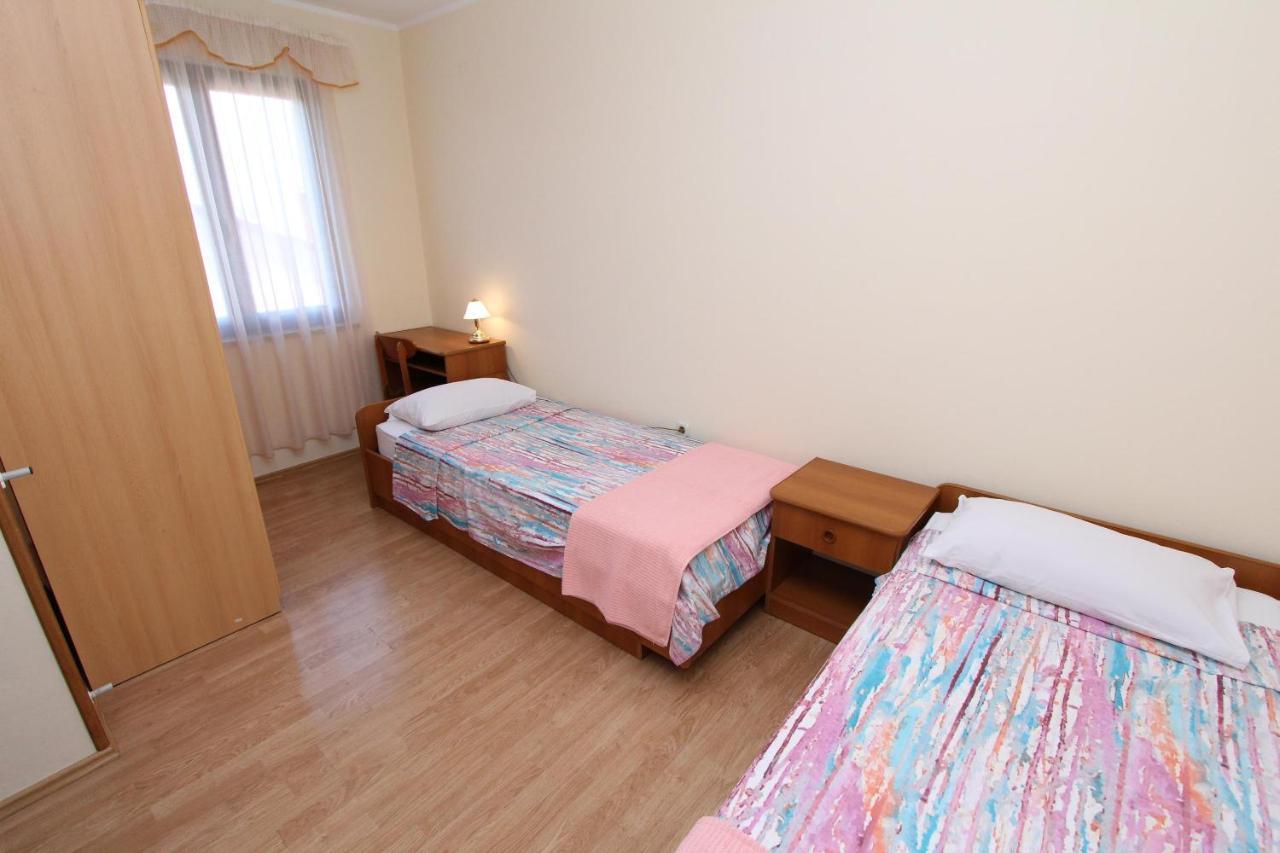 Rooms And Apartments Dino Rovinj Extérieur photo
