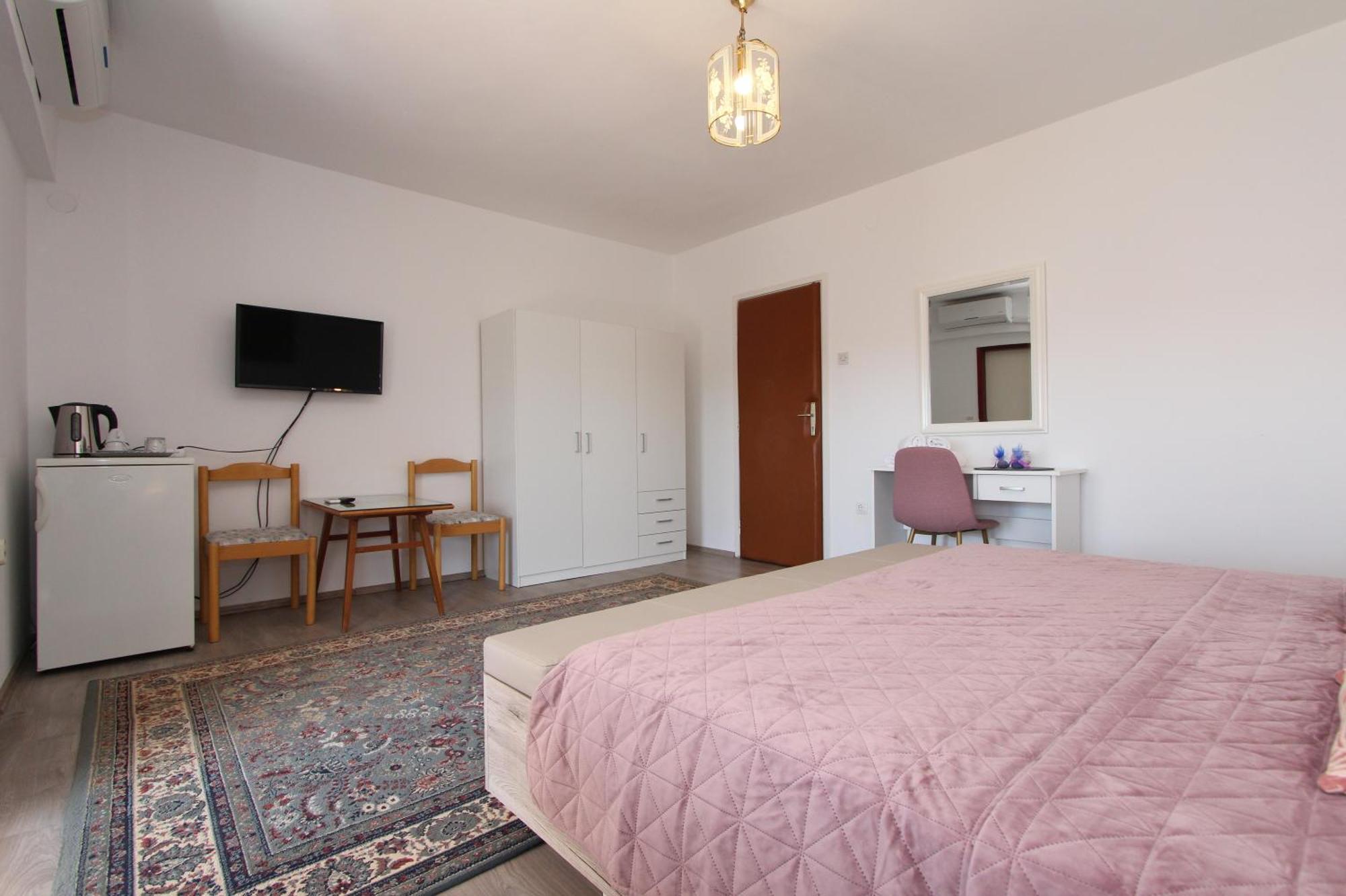 Rooms And Apartments Dino Rovinj Extérieur photo
